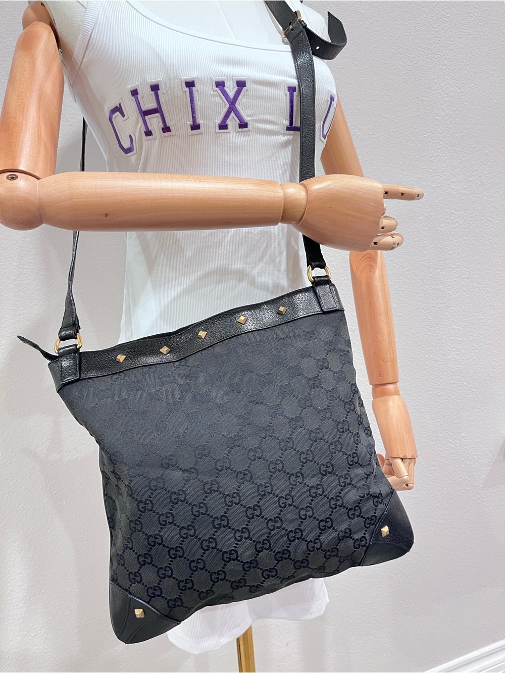 GUCCI GG CANVAS NAILHEAD CROSSBODY BAG.